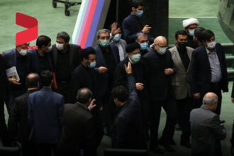 مدیران خودروسازی های دولتی بله قربان‌گوی رانت‌خوران و نمایندگان مجلس هستند