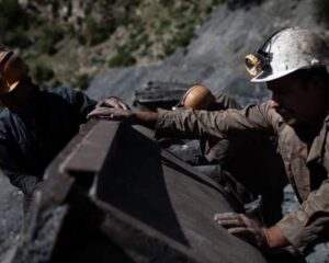 نیروی کار معدن